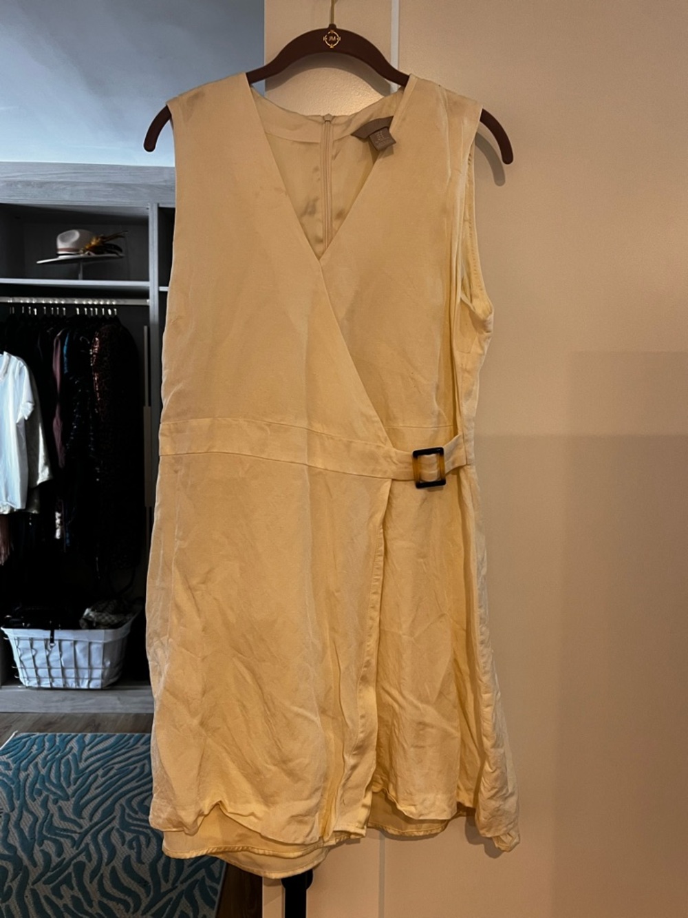 H&M Sleeveless ButterCream Wrap Dress with Buckle Detail l M